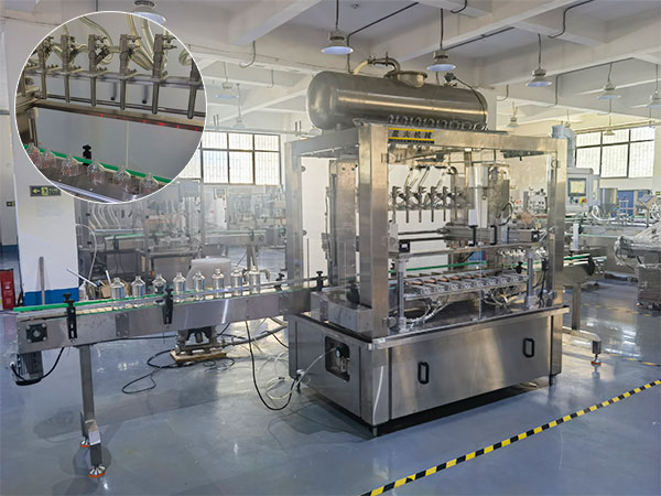 十二头液体灌装机械